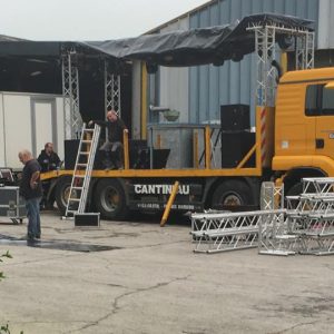 Transport de matériel pour un évènement 40